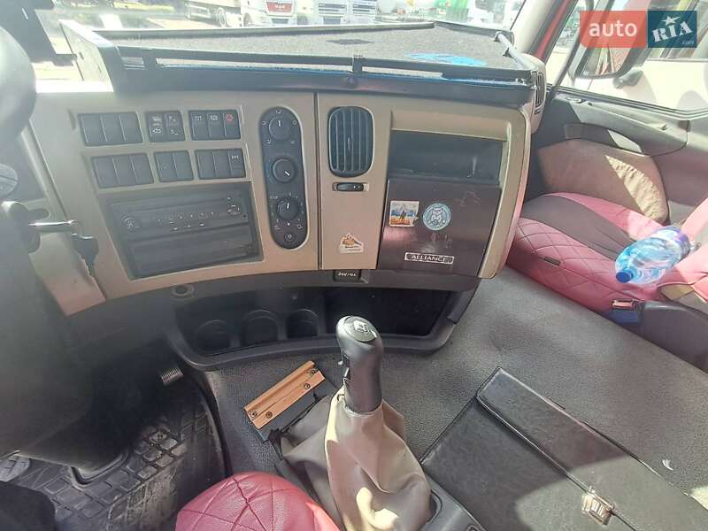 Тягач Renault Premium 2008 в Днепре