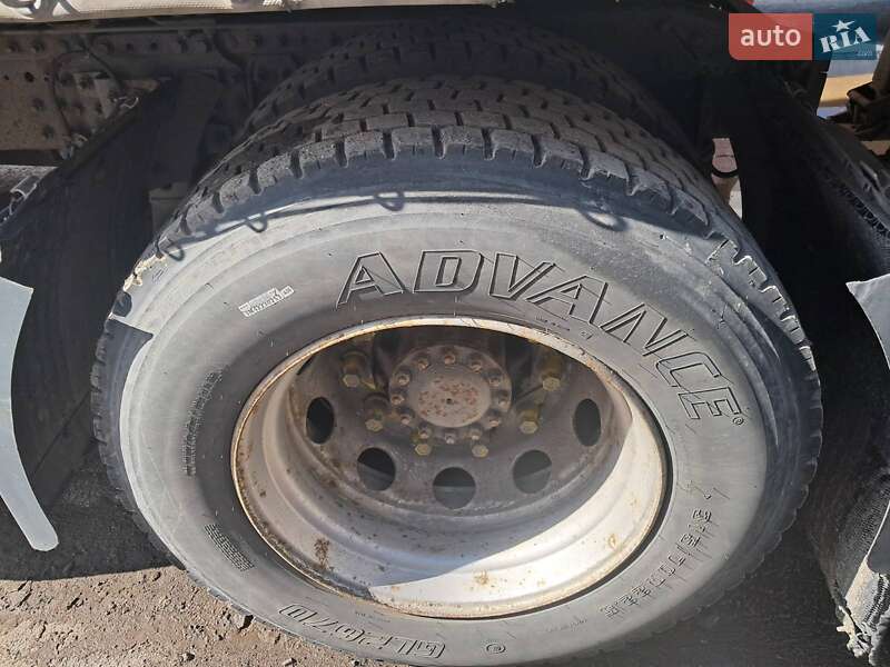 Тягач Renault Premium 2008 в Днепре