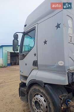 Тягач Renault Premium 1999 в 