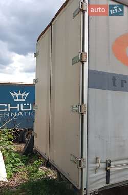 Тентований Renault Premium 2004 в 