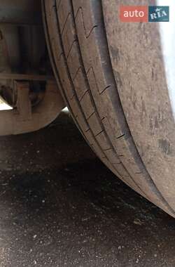 Тентований Renault Premium 2004 в 