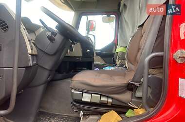 Тягач Renault Premium 2008 в 