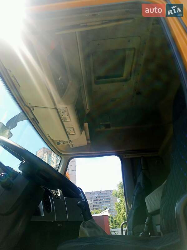 Тягач Renault Premium 2008 в Киеве