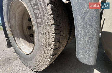 Тягач Renault Premium 2009 в 