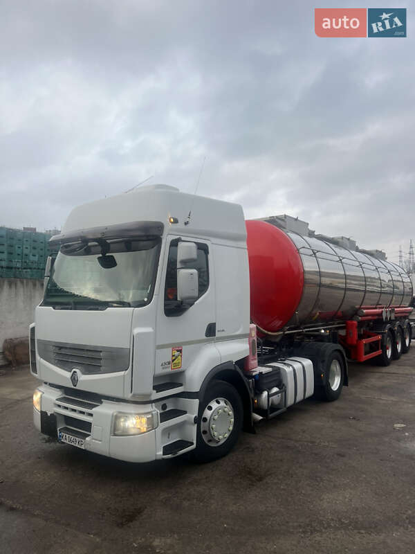 Тягач Renault Premium 2011 в Вышгороде