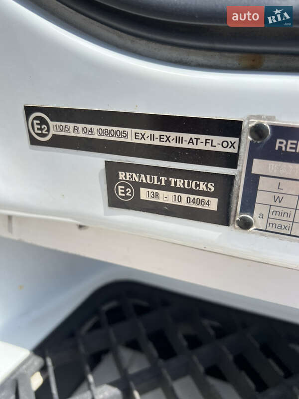 Тягач Renault Premium 2011 в Вышгороде