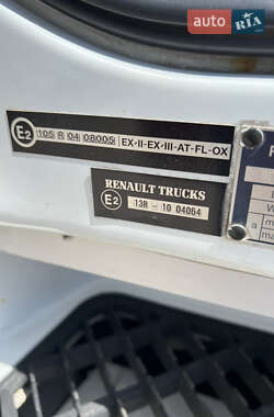Тягач Renault Premium 2011 в 