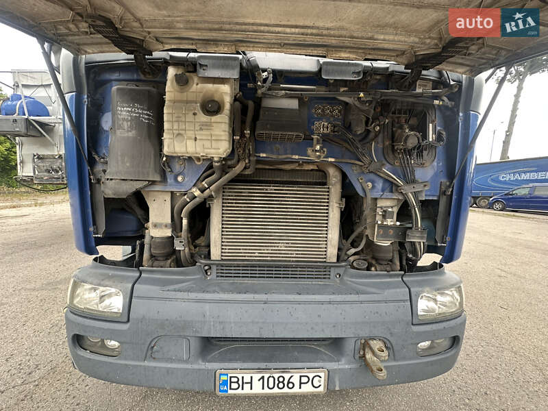Тягач Renault Premium 2005 в Умани