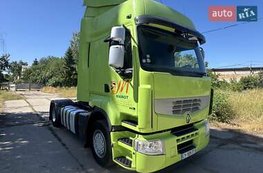 Тягач Renault Premium 2013 в 