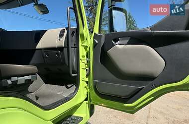 Тягач Renault Premium 2013 в 