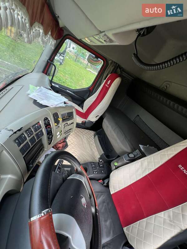 Тягач Renault Premium 2012 в Ковеле