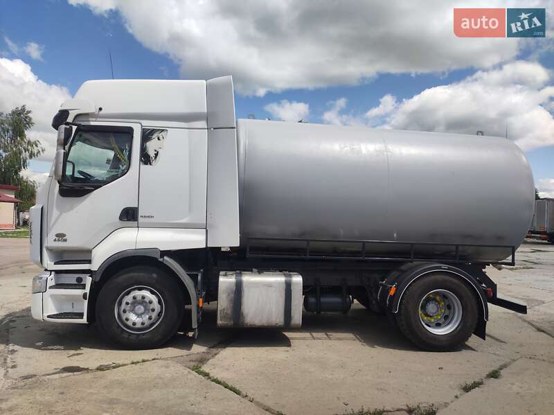 Renault Premium 2008