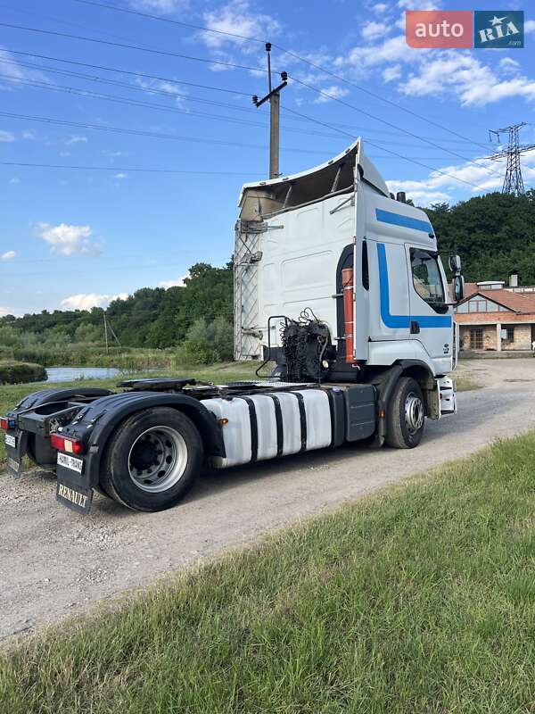 Тягач Renault Premium 2008 в Львове