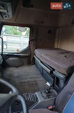 Тягач Renault Premium 2000 в 