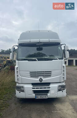 Тягач Renault Premium 2011 в 