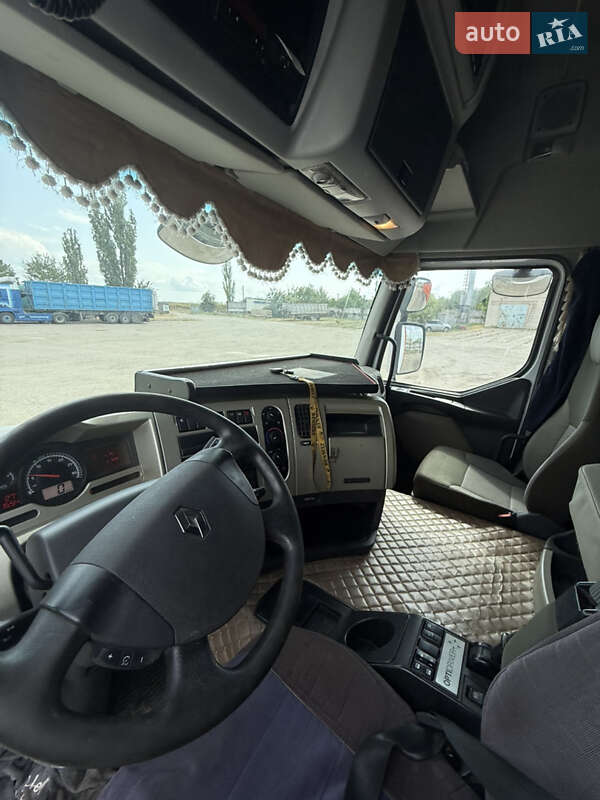 Тягач Renault Premium 2011 в Кирнасовке