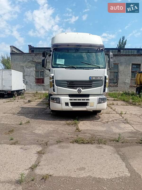 Тягач Renault Premium 2007 в Кривом Роге