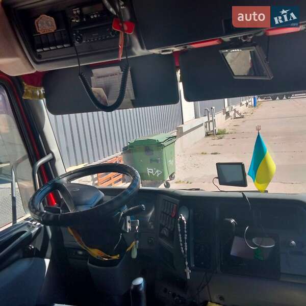 Грузовой фургон Renault Premium 2006 в Львове