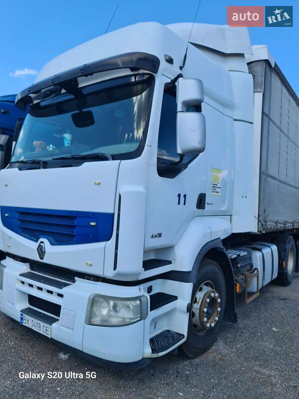 Тягач Renault Premium 2011 в 