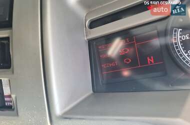 Тягач Renault Premium 2011 в 
