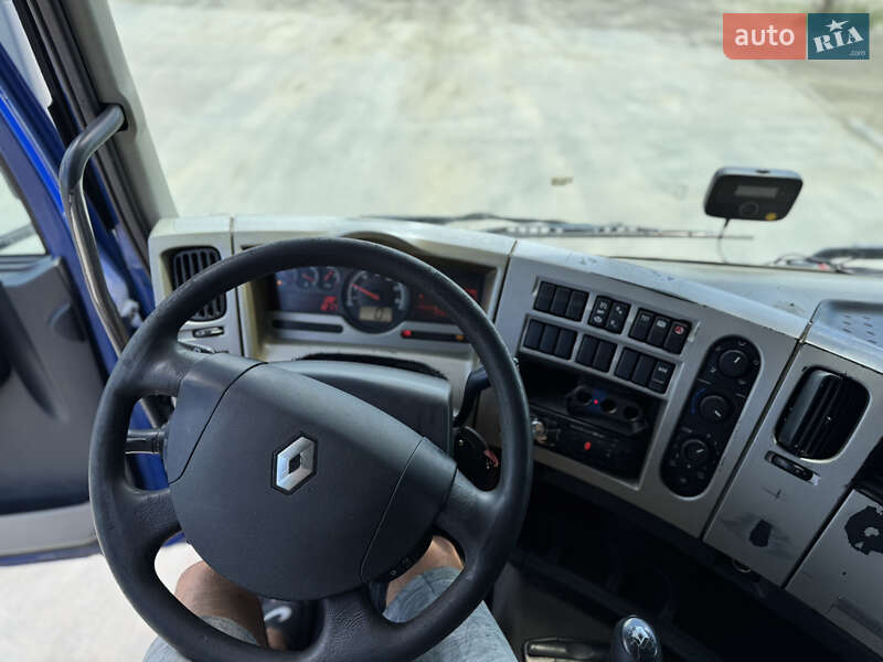 Тягач Renault Premium 2008 в Долине