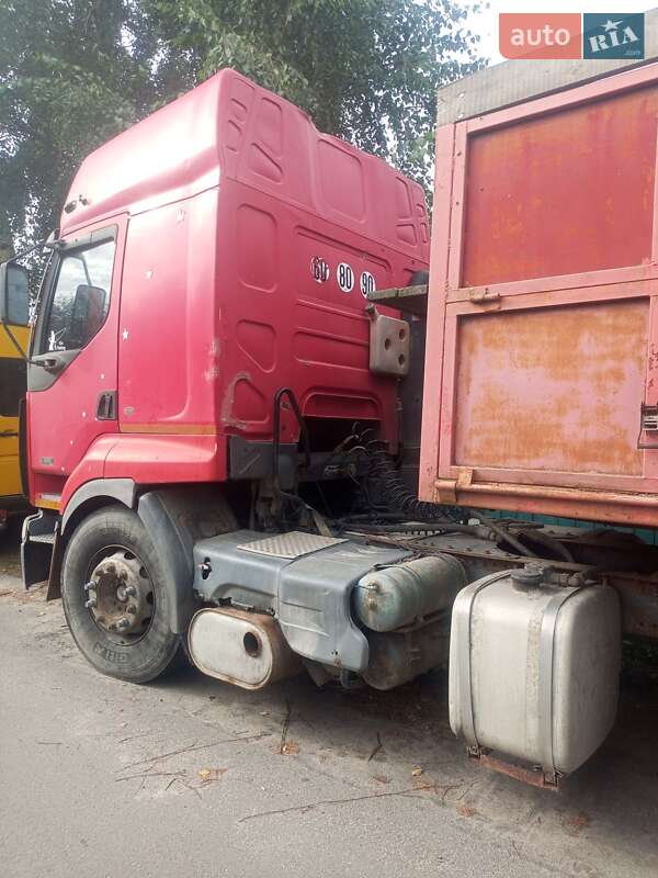 Тягач Renault Premium 2001 в Луцке