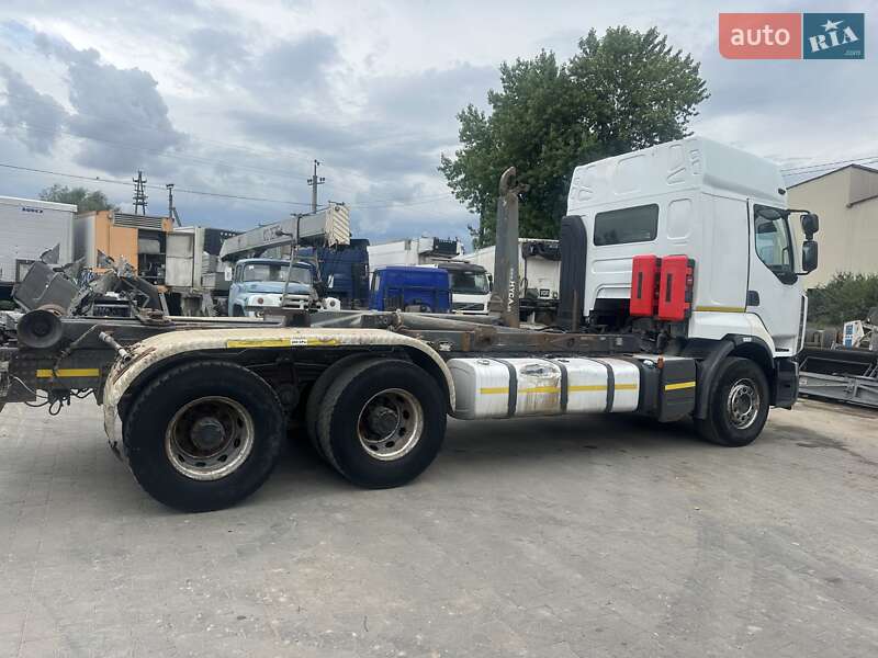 Контейнеровоз Renault Premium 2008 в Львове