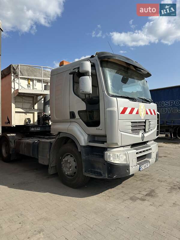 Тягач Renault Premium 2011 в Жидачове