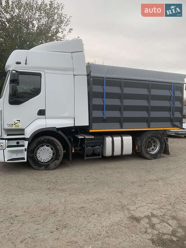 Renault Premium 2013