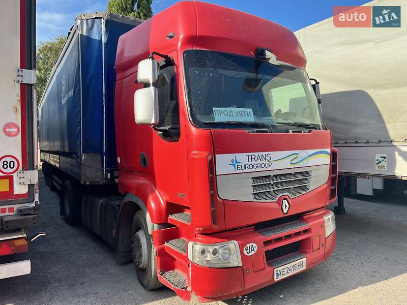 Тягач Renault Premium 2007 в Синельниково
