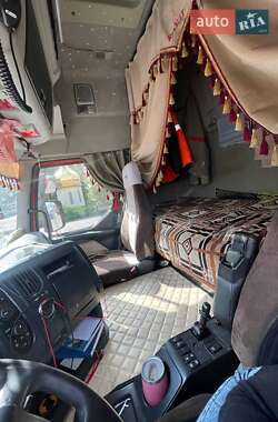 Тягач Renault Premium 2009 в 