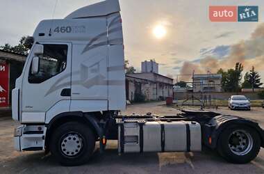 Тягач Renault Premium 2011 в 
