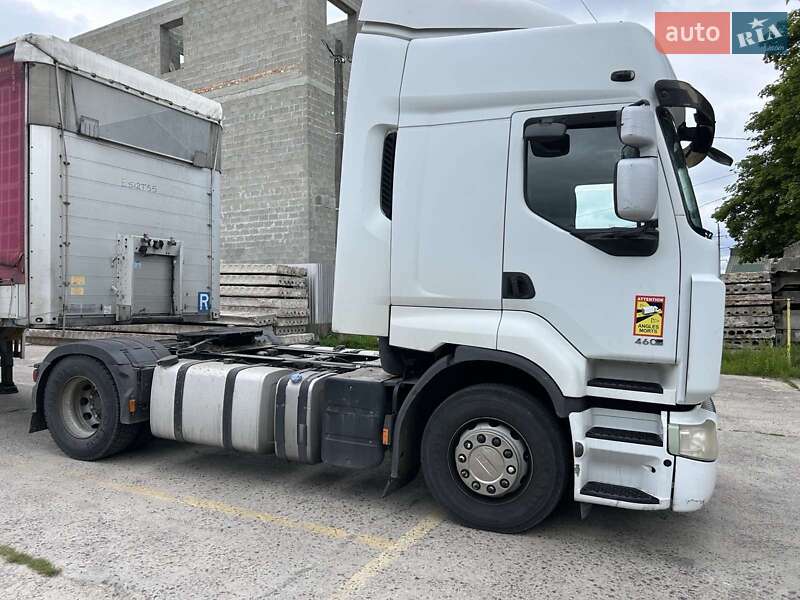 Тягач Renault Premium 2013 в Яворове