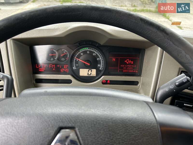 Тягач Renault Premium 2013 в Яворове