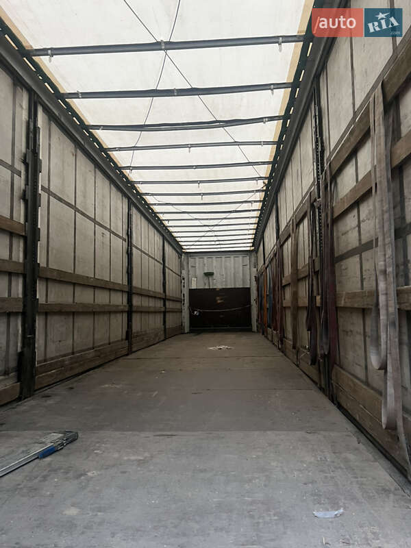 Тягач Renault Premium 2011 в Ровно