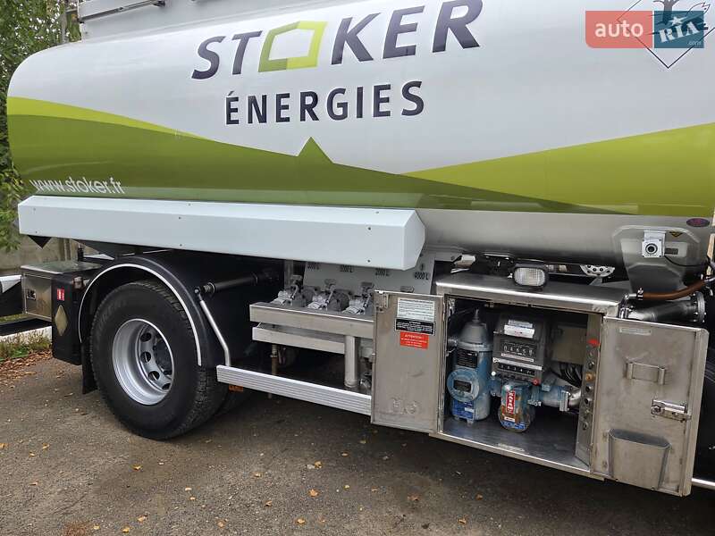 Бензовоз Renault Premium 2006 в Чернівцях