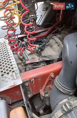 Тягач Renault Premium 1998 в 