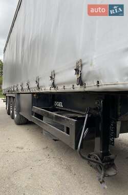 Тягач Renault Premium 2011 в 