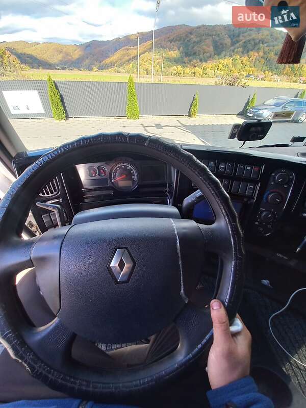 Тягач Renault Premium 2008 в Иршаве