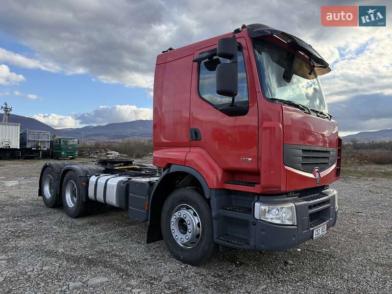 Тягач Renault Premium 2009 в Тячеві