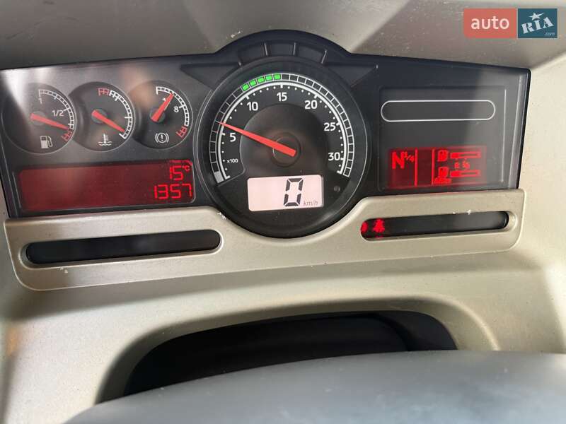 Тягач Renault Premium 2009 в Тячеві