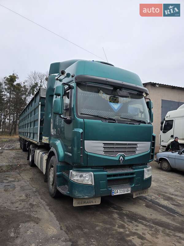 Контейнеровоз Renault Premium 2011 в Жашківу