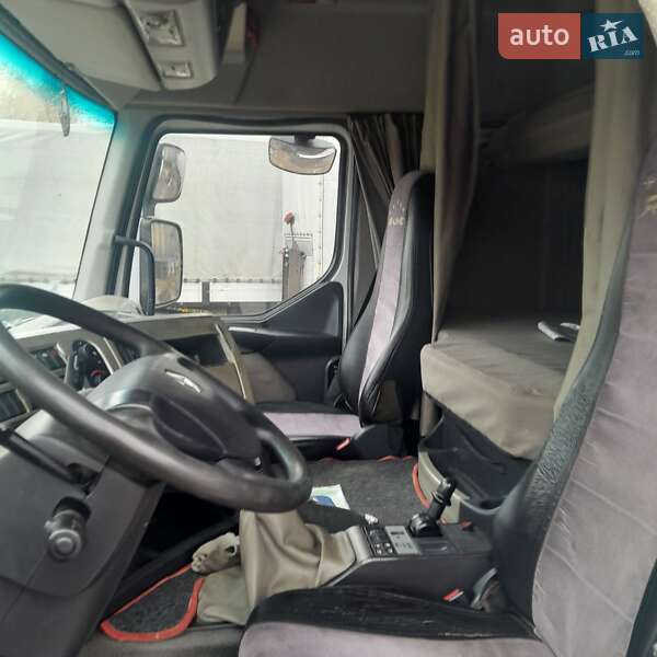 Тягач Renault Premium 2012 в Києві