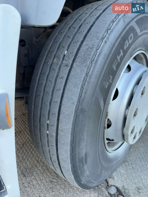 Тягач Renault Premium 2012 в Львове