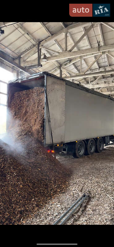 Тягач Renault Premium 2012 в Львове