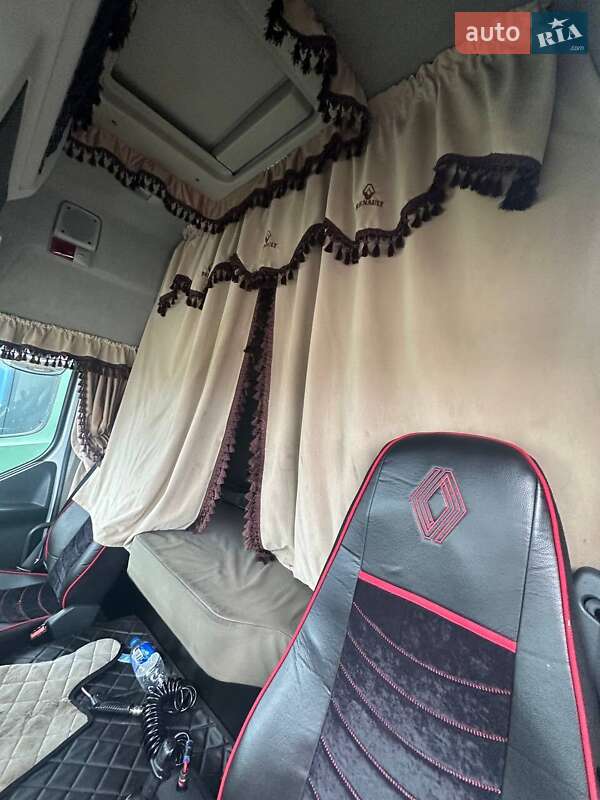 Тягач Renault Premium 2011 в Киеве