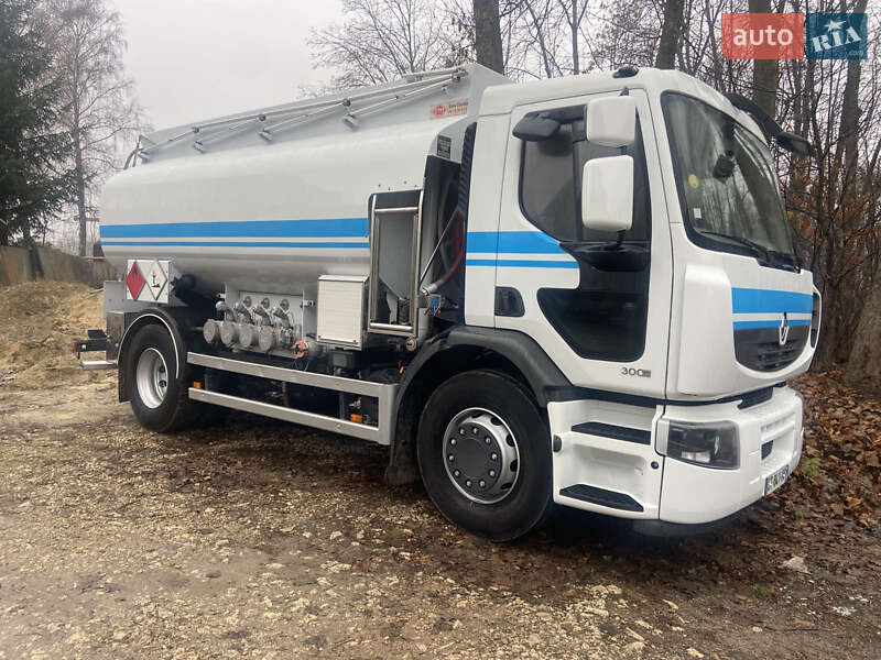 Renault Premium 2013