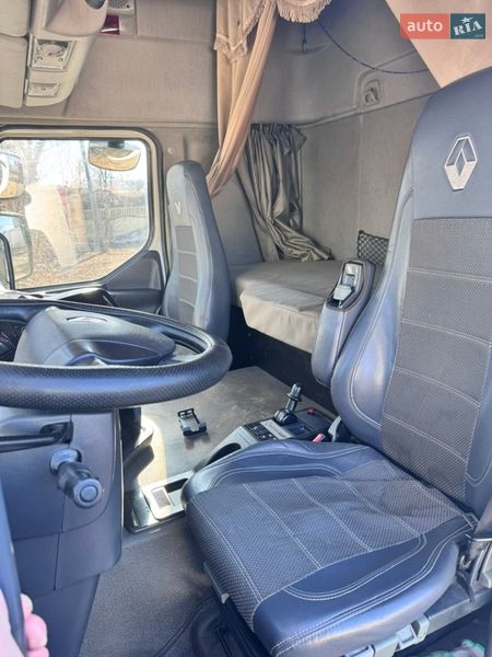 Тягач Renault Premium 2013 в Броварах