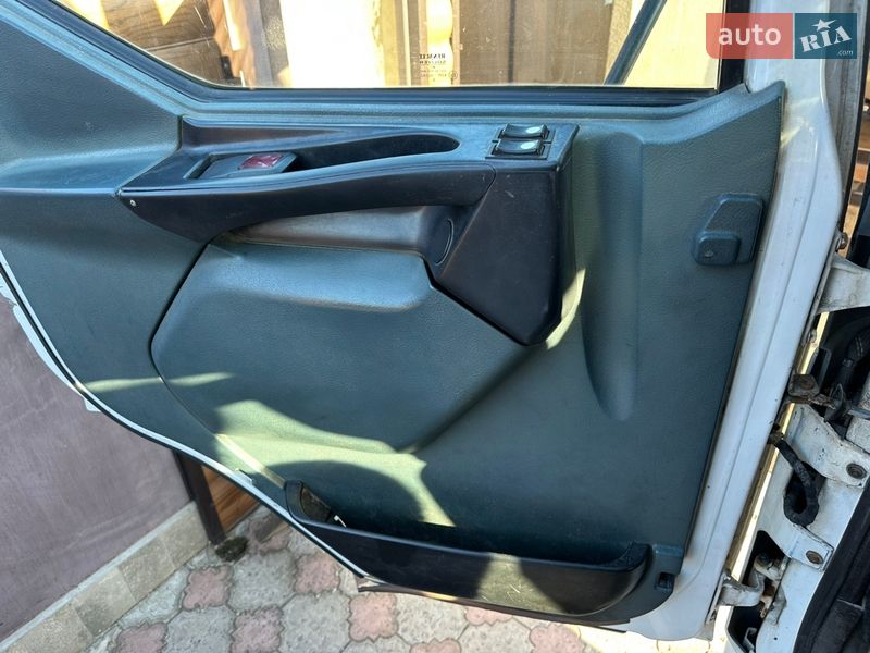 Самоскид Renault Premium 1998 в Богодухіву