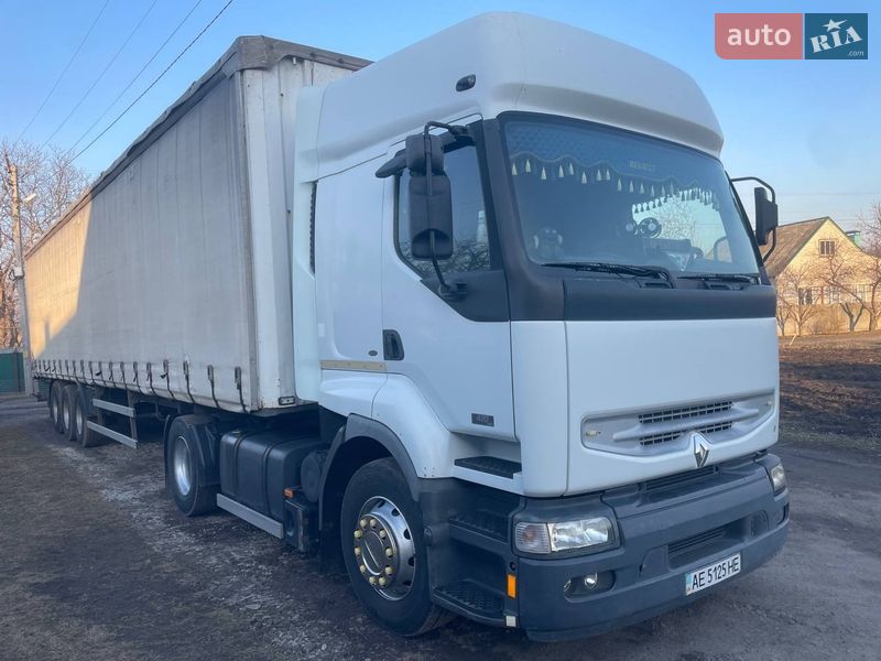 Тягач Renault Premium 2004 в Губинихи